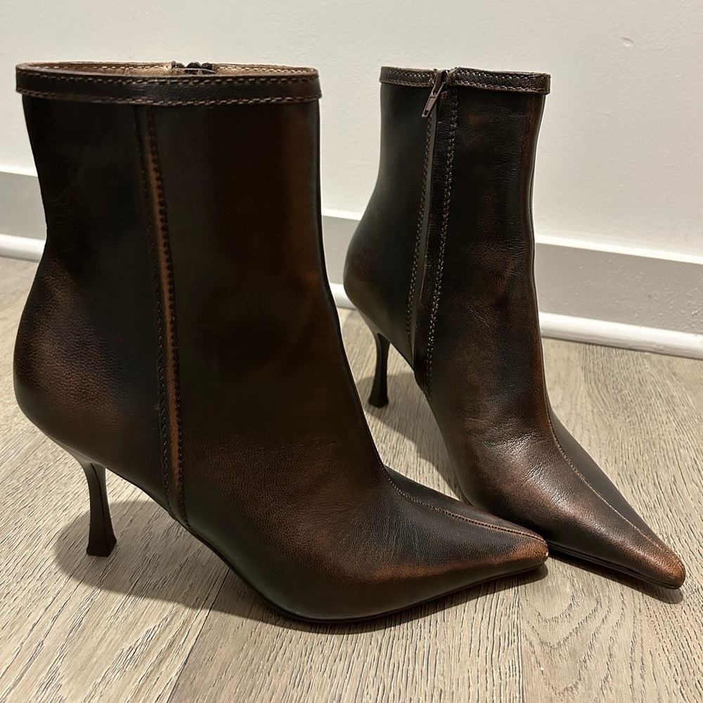Steve Madden Brecken Boot in Brown Distressed | Revolve